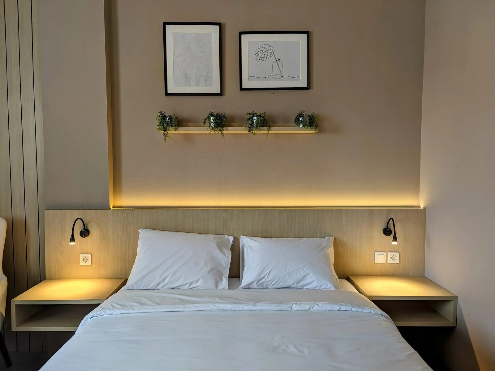 Superior Room - Bed View